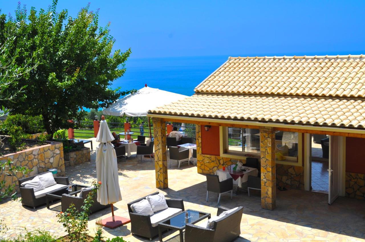 Luxury Loft Apartment With Pool - Pelekas Beach, Corfu Buitenkant foto