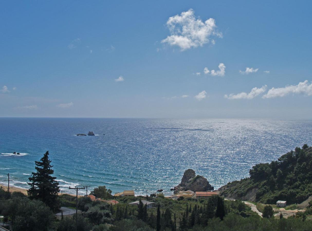 Luxury Loft Apartment With Pool - Pelekas Beach, Corfu Buitenkant foto