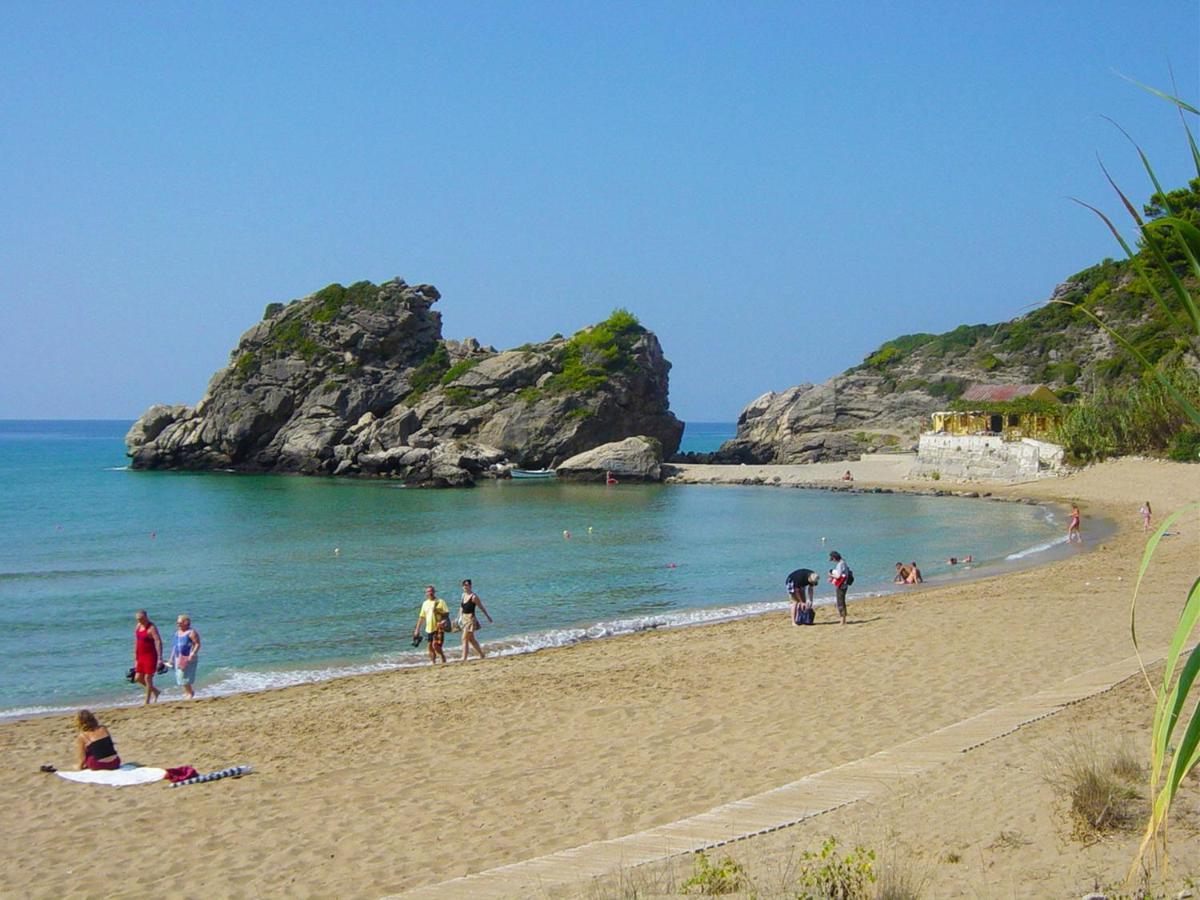 Luxury Loft Apartment With Pool - Pelekas Beach, Corfu Buitenkant foto